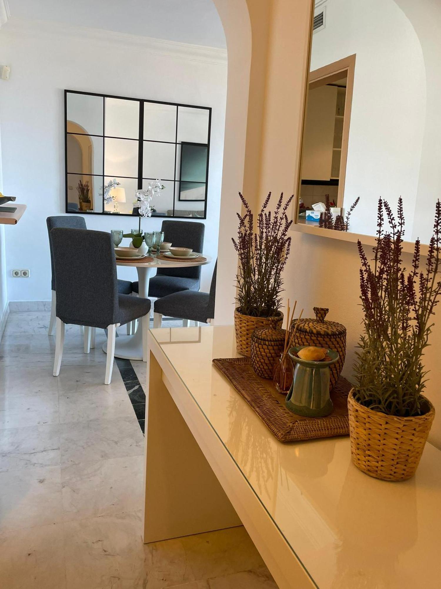 Topmarbella Marina Banus Luxury - Marina Banus Luxurious Sea Views Apartment